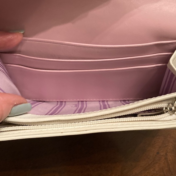 Coach EUC Penelope White Leather Clutch Wallet with Silver logo on front flap. - Picture 9 of 15